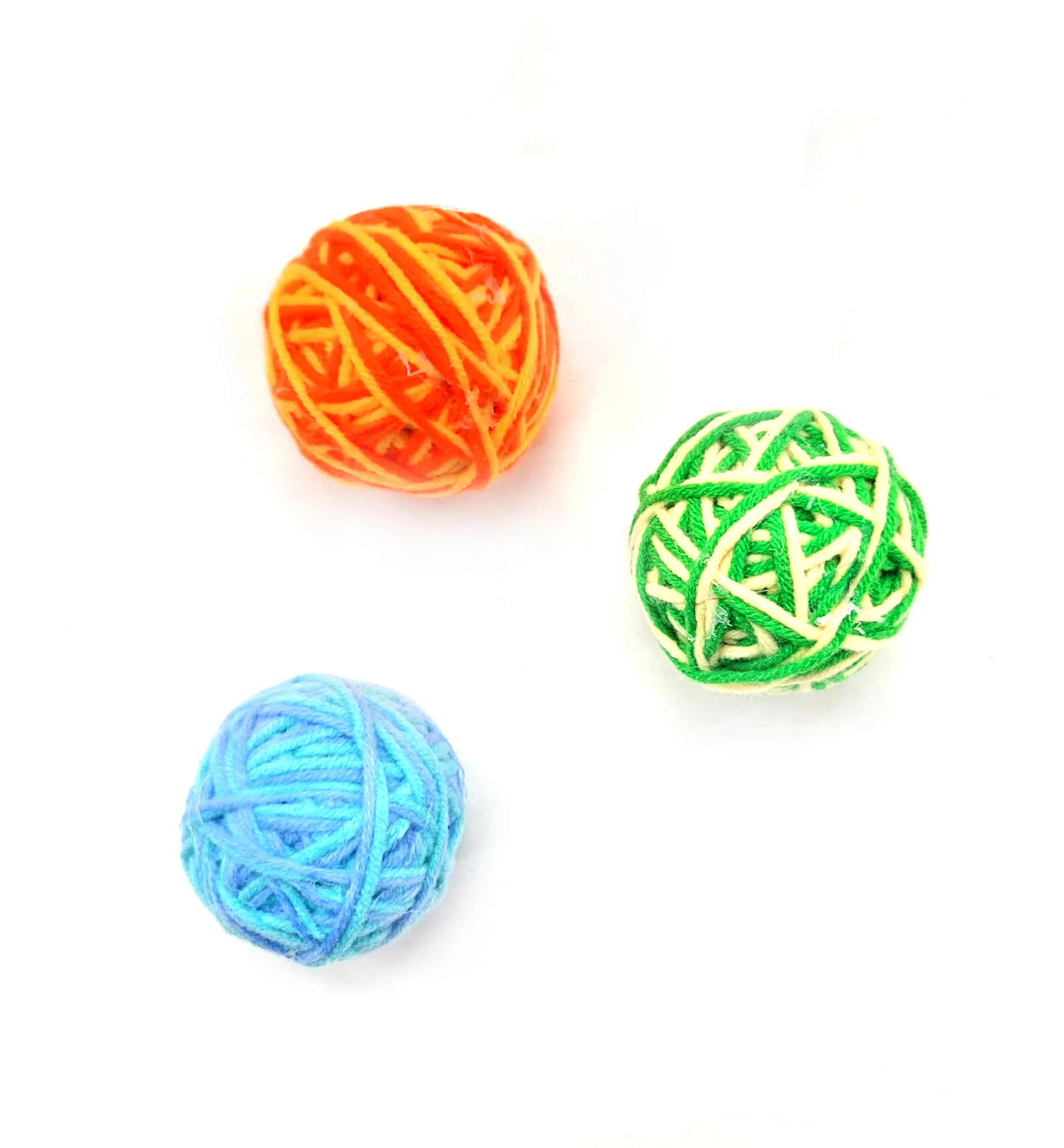 Pelota Gato Hilo Sonajero 5 Cm